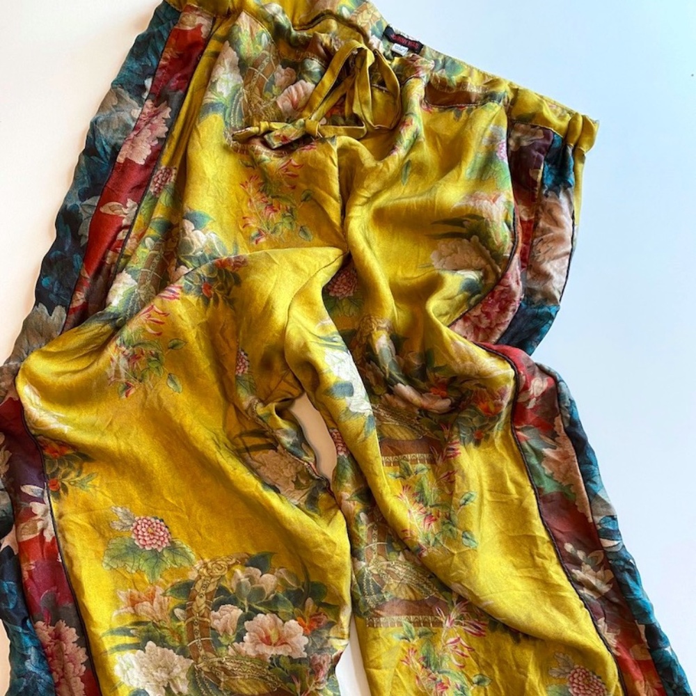 Johnny Was silk crop pants, size L, floral prints